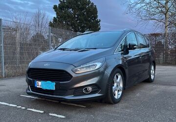 Ford S-Max 105.000 km 19.999 &euro; Augsburg 86156