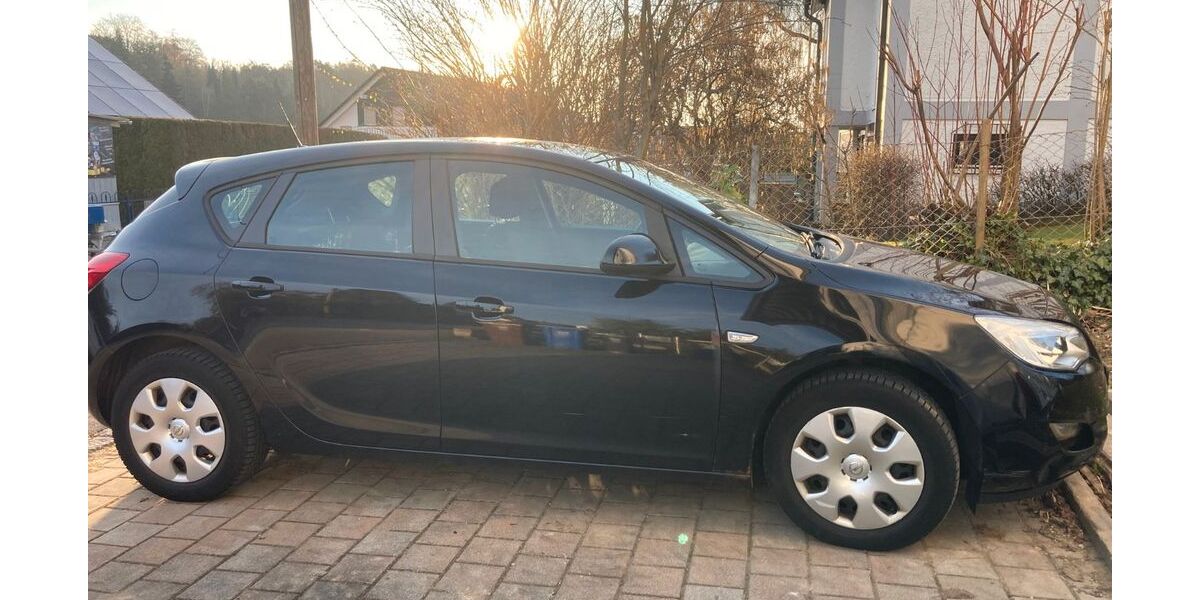 Opel Astra 190.000 km 2.700 &euro; Obergriesbach 86573