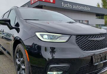 Chrysler Pacifica 21.484 km 47.490 &euro; Augsburg 86165