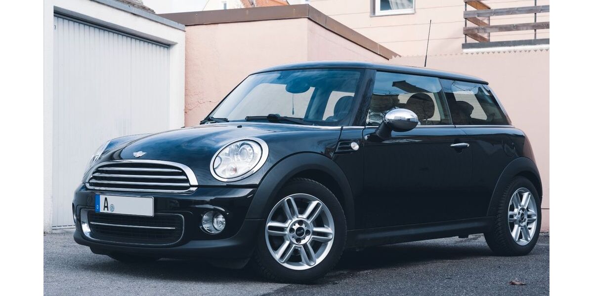 Mini Cooper 83.000 km 10.590 &euro; Augsburg 86167