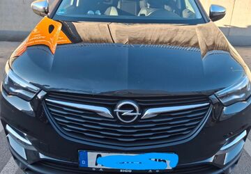 Opel Grandland (X) 90.000 km 8.300 &euro; Augsburg 86154