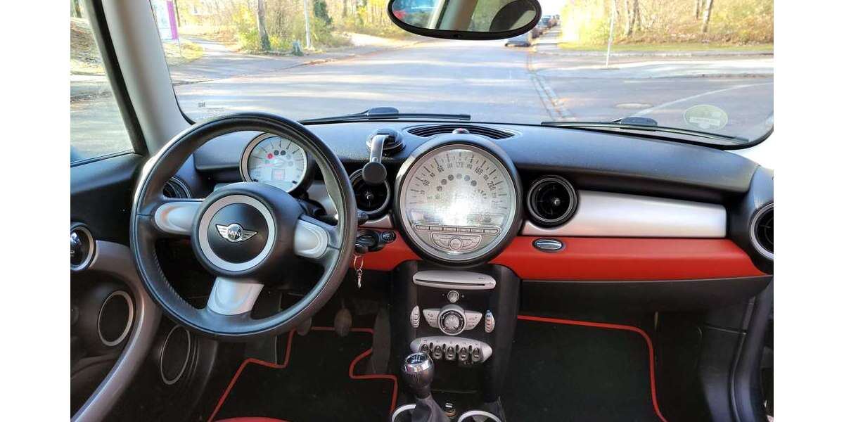 Mini Cooper 240.000 km 2.350 &euro; Augsburg 86159