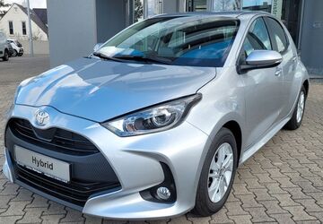 Toyota Yaris 16.250 km 20.989 &euro; Königsbrunn / Augsburg 86343