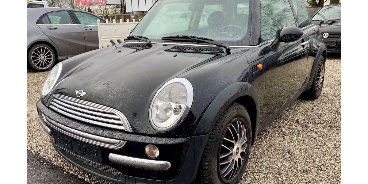 Mini ONE 118.000 km 2.200 &euro; Augsburg 86165