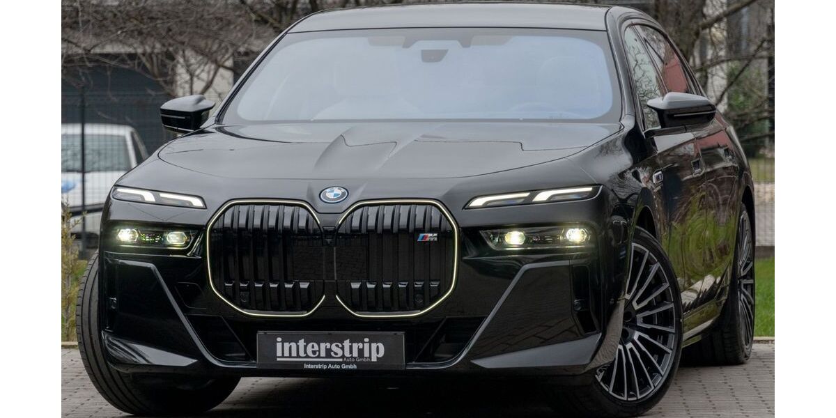 BMW M760 12.900 km 128.990 &euro; Langweid am Lech 86462