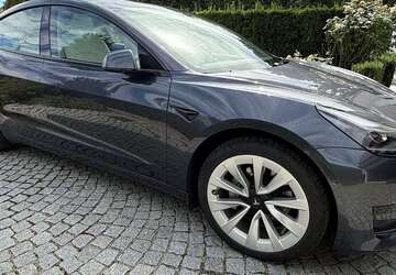 Tesla Model 3 47.507 km 28.500 &euro; Graben 86836