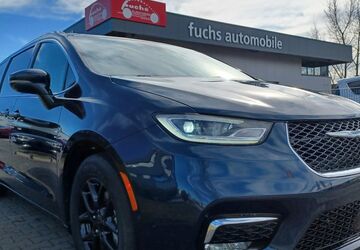 Chrysler Pacifica 27.624 km 42.990 &euro; Augsburg 86165