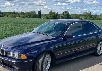 Alpina B10 144.800 km 33.900 &euro; Gersthofen 86368