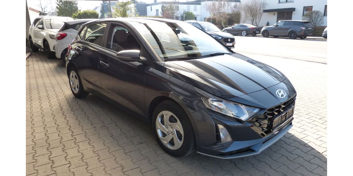 Hyundai i20 15.500 km 18.490 &euro; Stadtbergen 86391