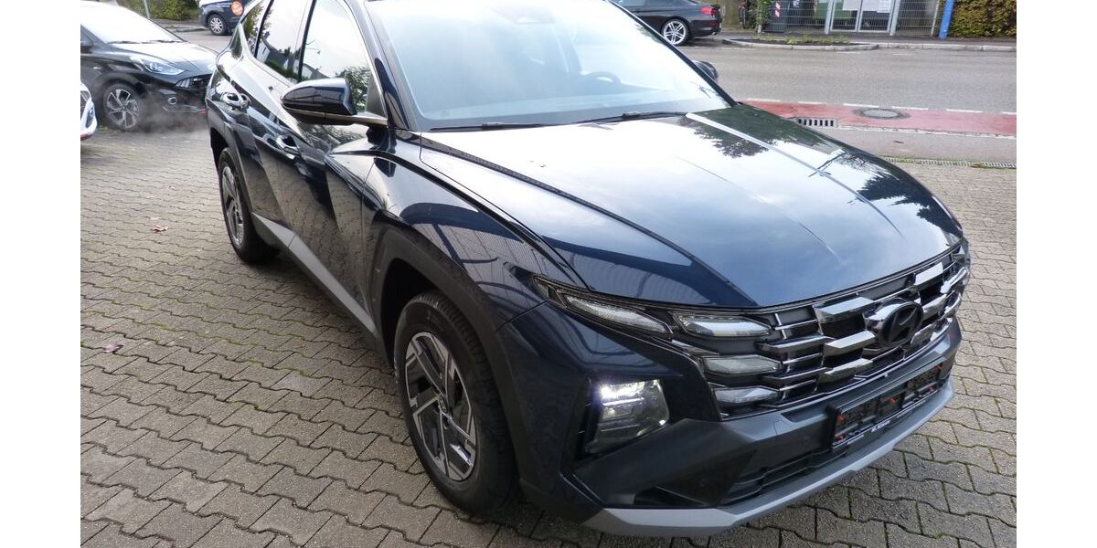 Hyundai TUCSON 15.500 km 28.900 &euro; Stadtbergen 86391