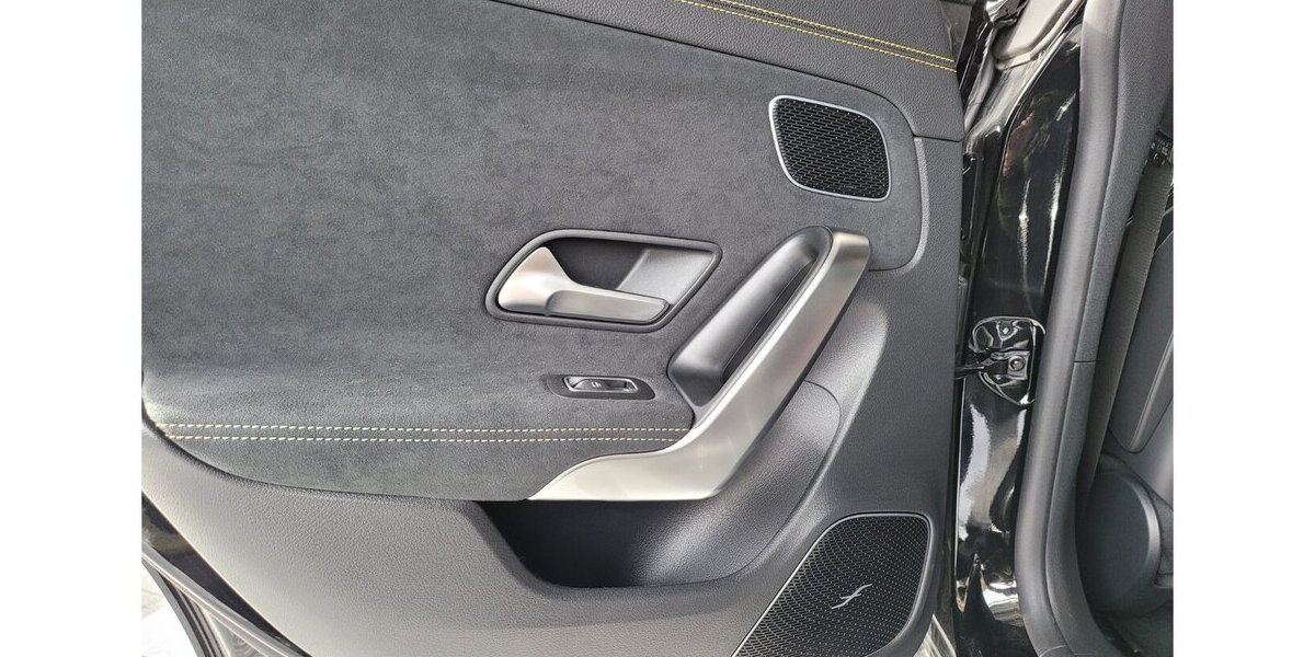 Mercedes-Benz CLA 45 S AMG 4M DISTR-NIGHT I&II-AERO-PANO-360° 4.000 km 65.000 &euro; Westendorf 86707