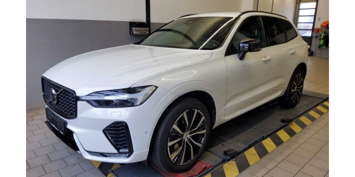 Volvo XC60 33.000 km 40.990 &euro; Friedberg 86316