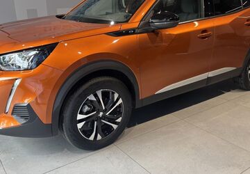 Peugeot 2008 23.598 km 22.495 &euro; Augsburg 86179