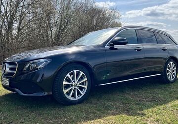 Mercedes-Benz E 220 199.999 km 16.800 &euro; Graben 86836