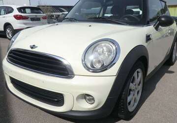 Mini One 151.911 km 2.600 &euro; Mickhausen 86866