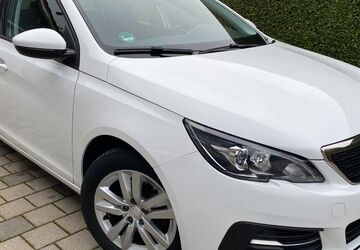 Peugeot 308 25.000 km 15.990 &euro; Dinkelscherben 86424