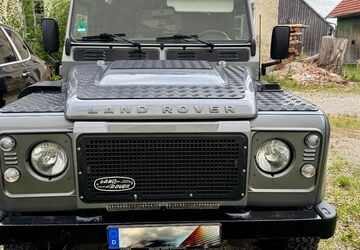 Land Rover Defender 153.000 km 38.100 &euro; Biberbach 86485