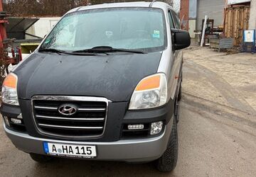 Hyundai H-1 Starex 245.000 km 7.950 &euro; Augsburg 86199
