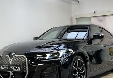 BMW i4 20.432 km 53.489 &euro; Königsbrunn 86343