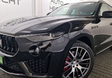 Maserati Levante 92.570 km 44.900 &euro; Königsbrunn bei Augsburg 86343