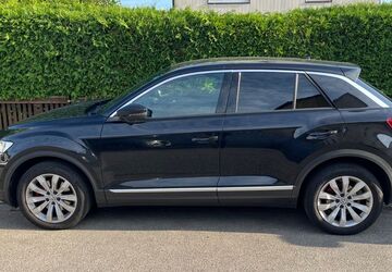 VW T-Roc 106.000 km 15.900 &euro; Augsburg 86167