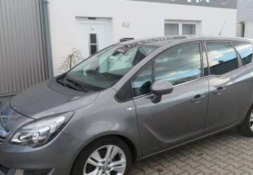 Opel Meriva 92.285 km 8.999 &euro; Binswangen 86637