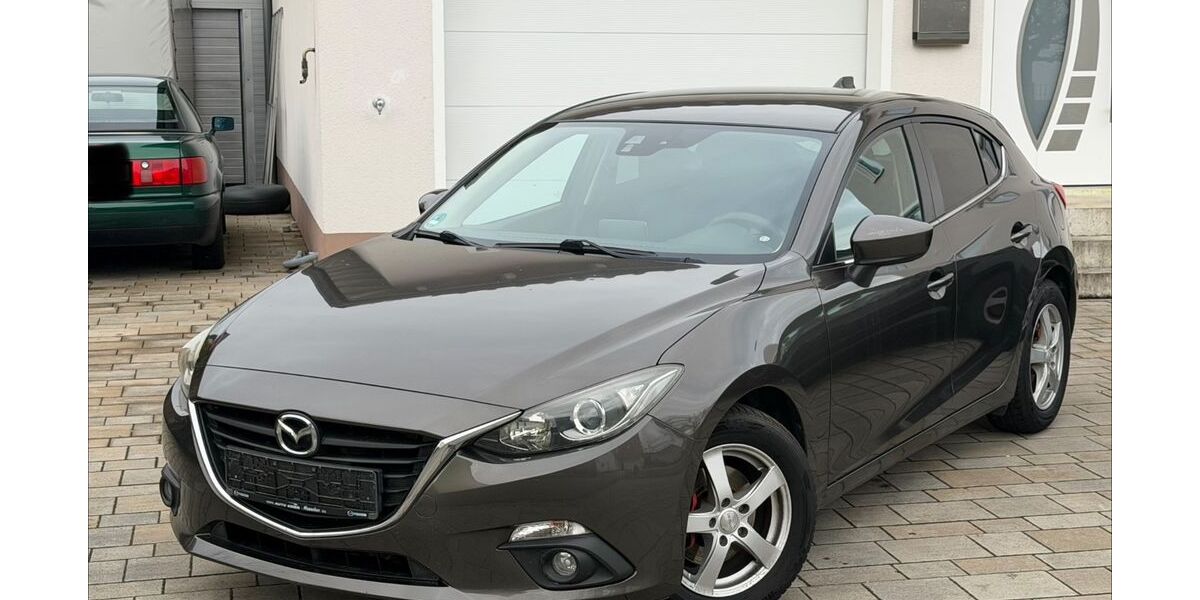Mazda 3 108.245 km 8.880 &euro; Augsburg 86199