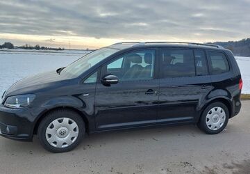 VW Touran 200.000 km 5.590 &euro; Wehringen 86517