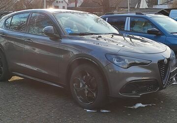 Alfa Romeo Stelvio 88.000 km 34.950 &euro; Gersthofen/Batzenhofen 86368