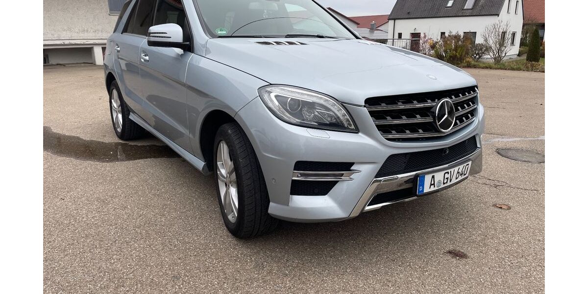 Mercedes-Benz ML 350 238.000 km 18.420 &euro; Augsburg 86167