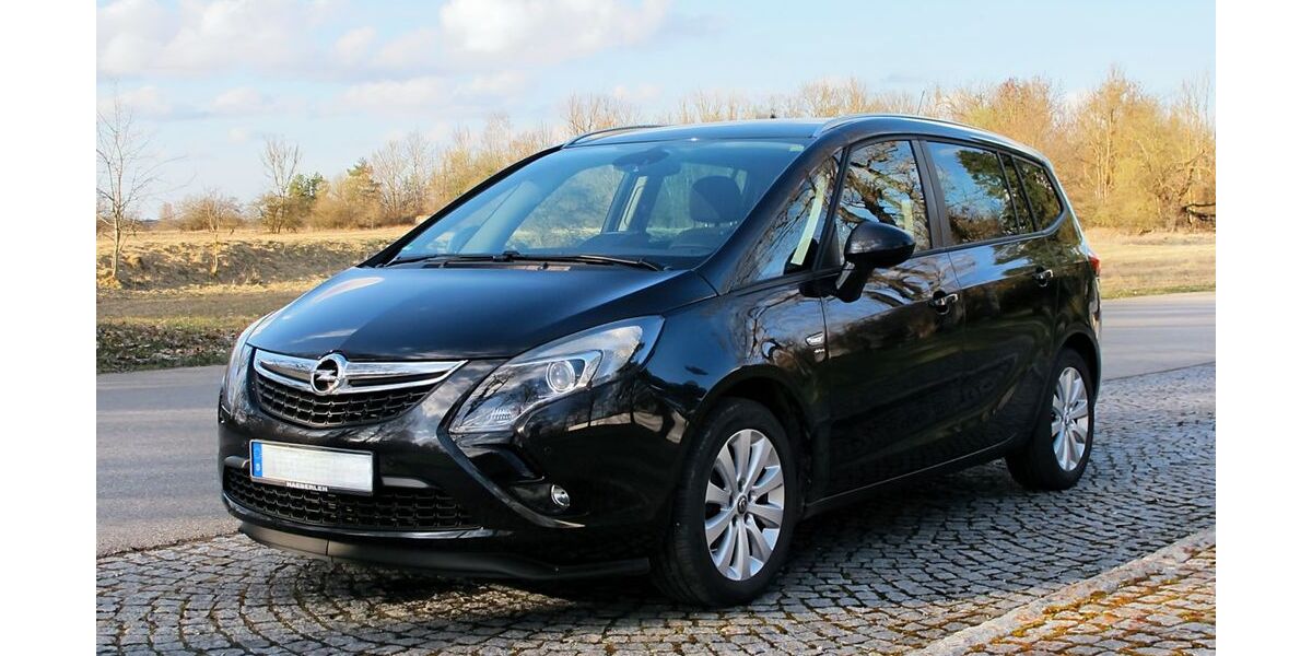 Opel Zafira Tourer 96.700 km 10.790 &euro; Scheuring 86937