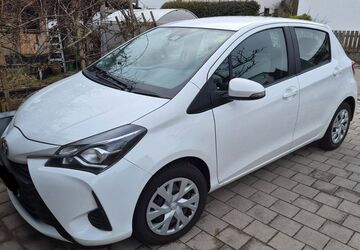 Toyota Yaris 122.000 km 9.990 &euro; Mering 86415