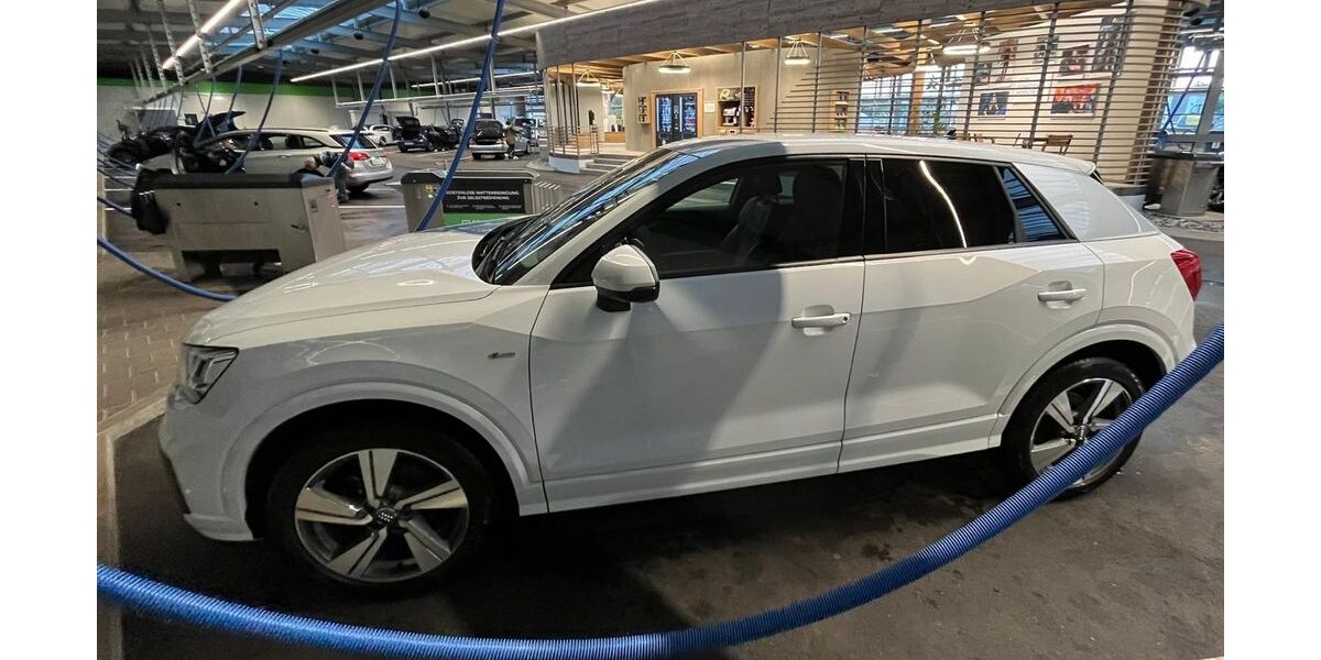 Audi Q2 85.000 km 18.000 &euro; Augsburg 86153