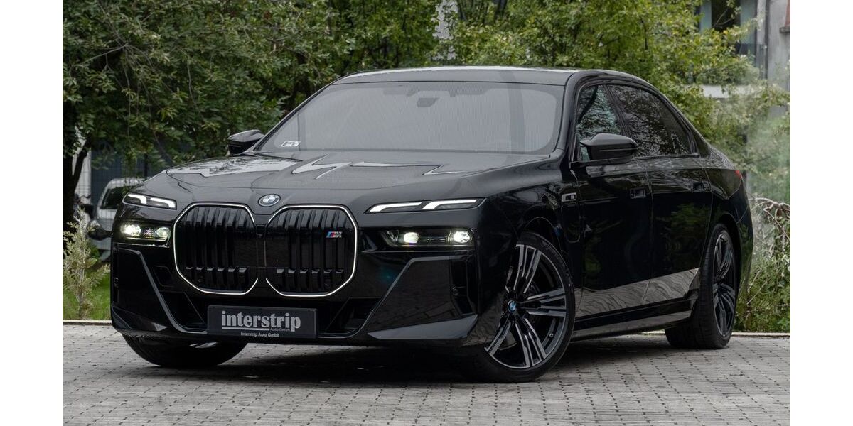 BMW M760 15.300 km 123.990 &euro; Langweid am Lech 86462