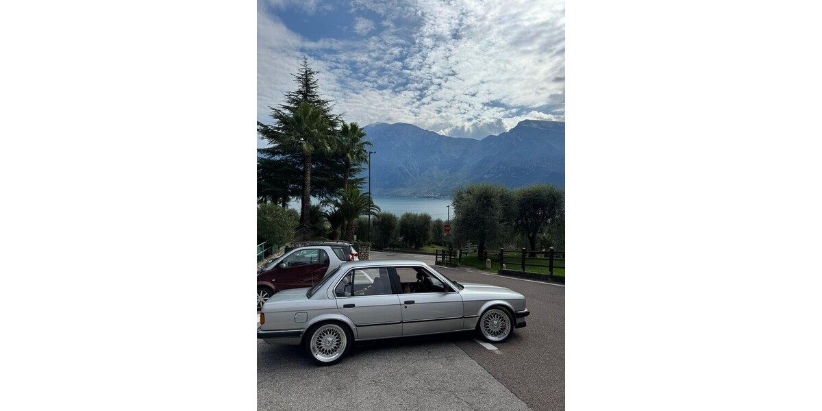 BMW 324 141.000 km 14.990 &euro; Friedberg 86316