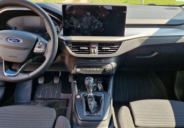 Ford Focus 60.882 km 18.390 &euro; Welden 86465