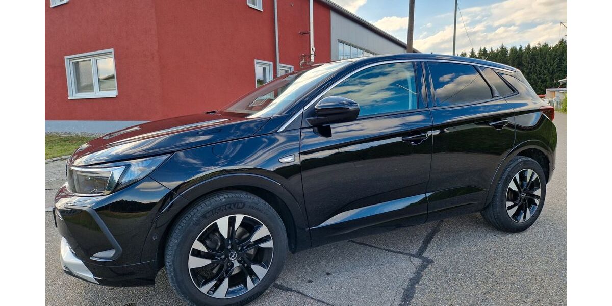 Opel Grandland (X) 73.940 km 19.780 &euro; Welden 86465