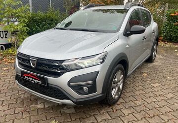 Dacia Sandero 9.500 km 12.480 &euro; Augsburg 86154