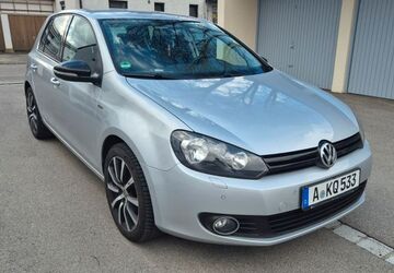 VW Golf 183.000 km 5.900 &euro; Augsburg 86179