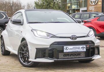 Toyota Yaris 14.800 km 42.980 &euro; Stadtbergen 86391