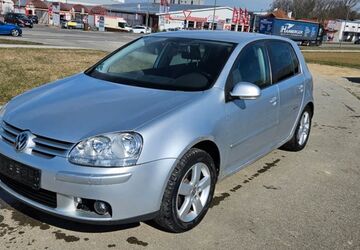 VW Golf 195.500 km 1.499 &euro; Kissing 86438