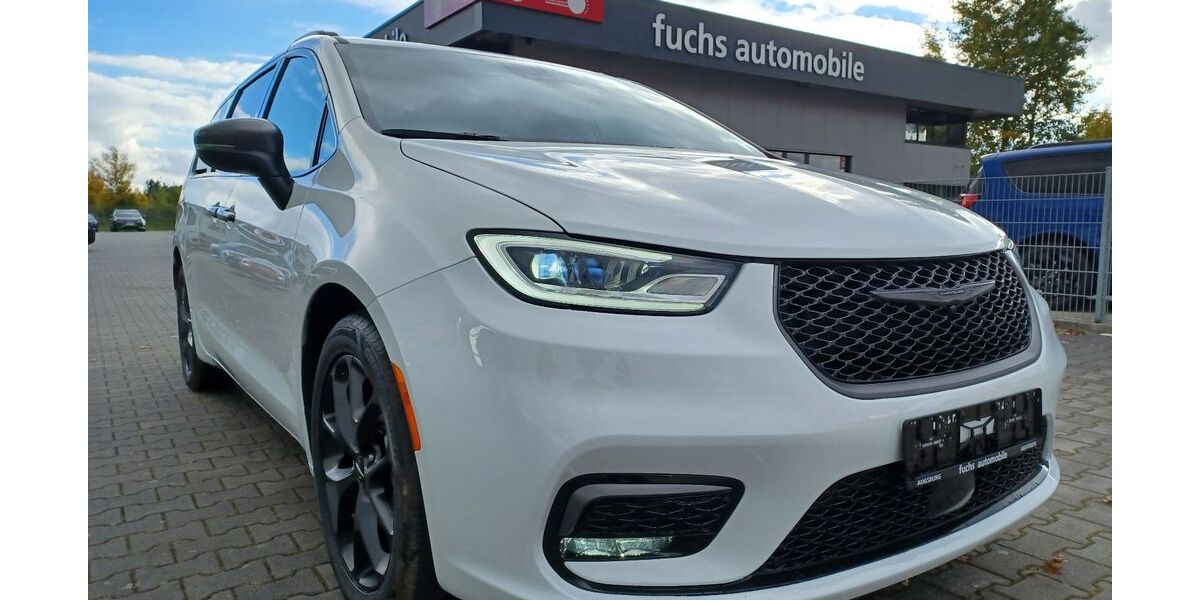 Chrysler Pacifica 21.181 km 46.490 &euro; Augsburg 86165