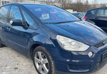 Ford S-Max 284.803 km 3.950 &euro; Augsburg 86167