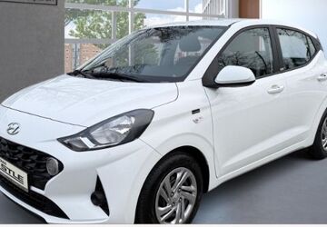 Hyundai i10 11.300 km 12.985 &euro; Augsburg 86165