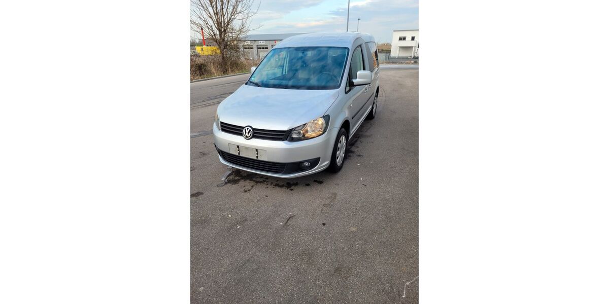 VW Caddy 135.420 km 9.899 &euro; Gersthofen 86368