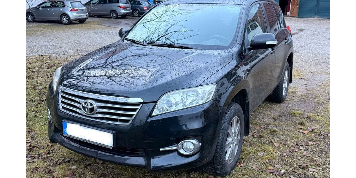 Toyota RAV 4 121.000 km 10.899 &euro; Dasing 86453