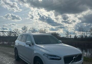 Volvo XC90 102.000 km 34.200 &euro; Meitingen 86405