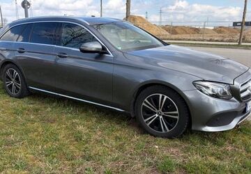 Mercedes-Benz E 220 156.000 km 19.900 &euro; Augsburg 86156