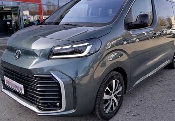 Toyota Proace (Verso) 1.600 km 41.980 &euro; Schwabmünchen 86830