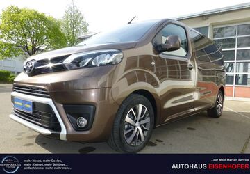Toyota Proace (Verso) 2.400 km 49.890 &euro; Augsburg 86156